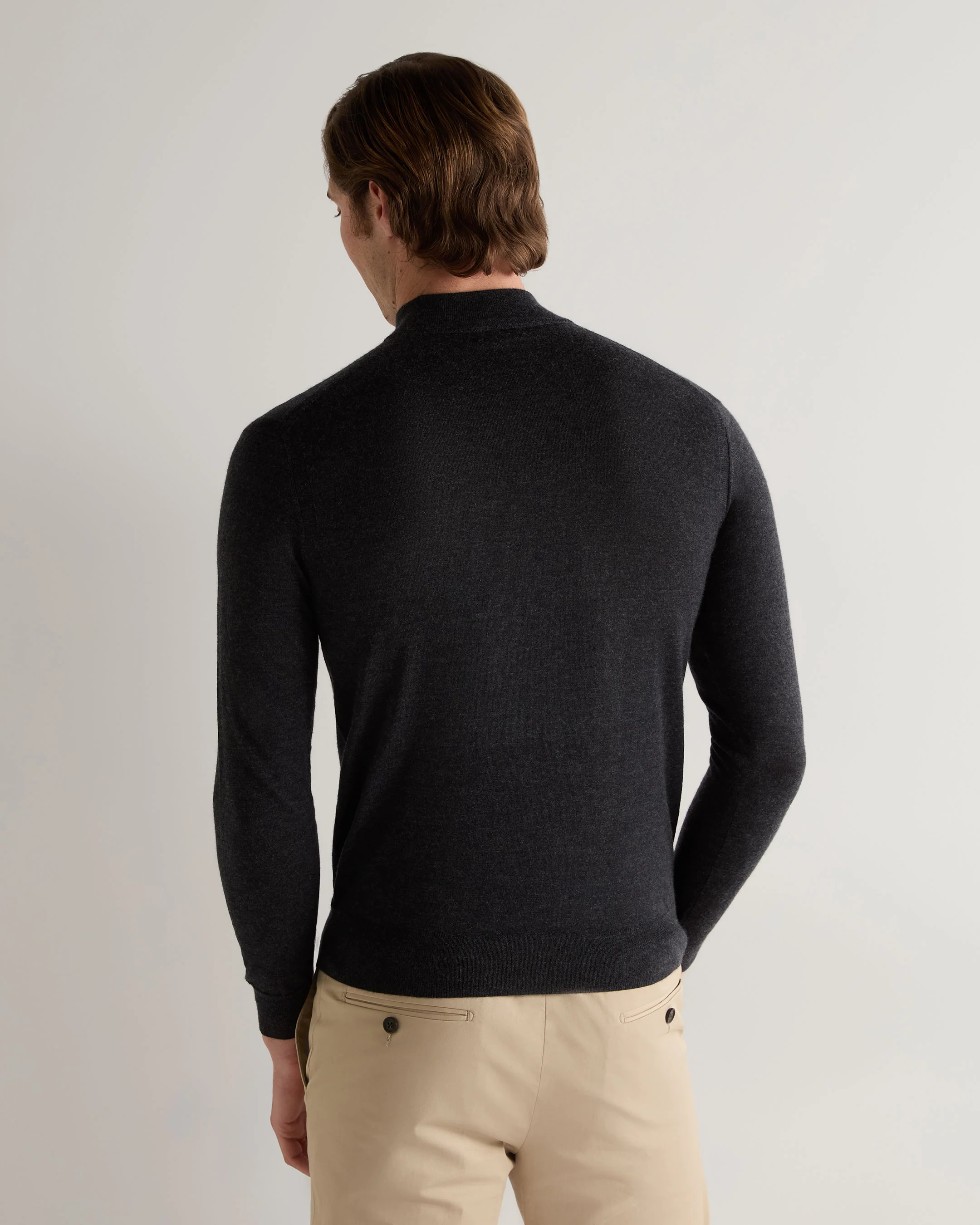 007 Fine Gauge Cashmere Turtle Neck Jumper Dark Charcoal Grey - Image 5