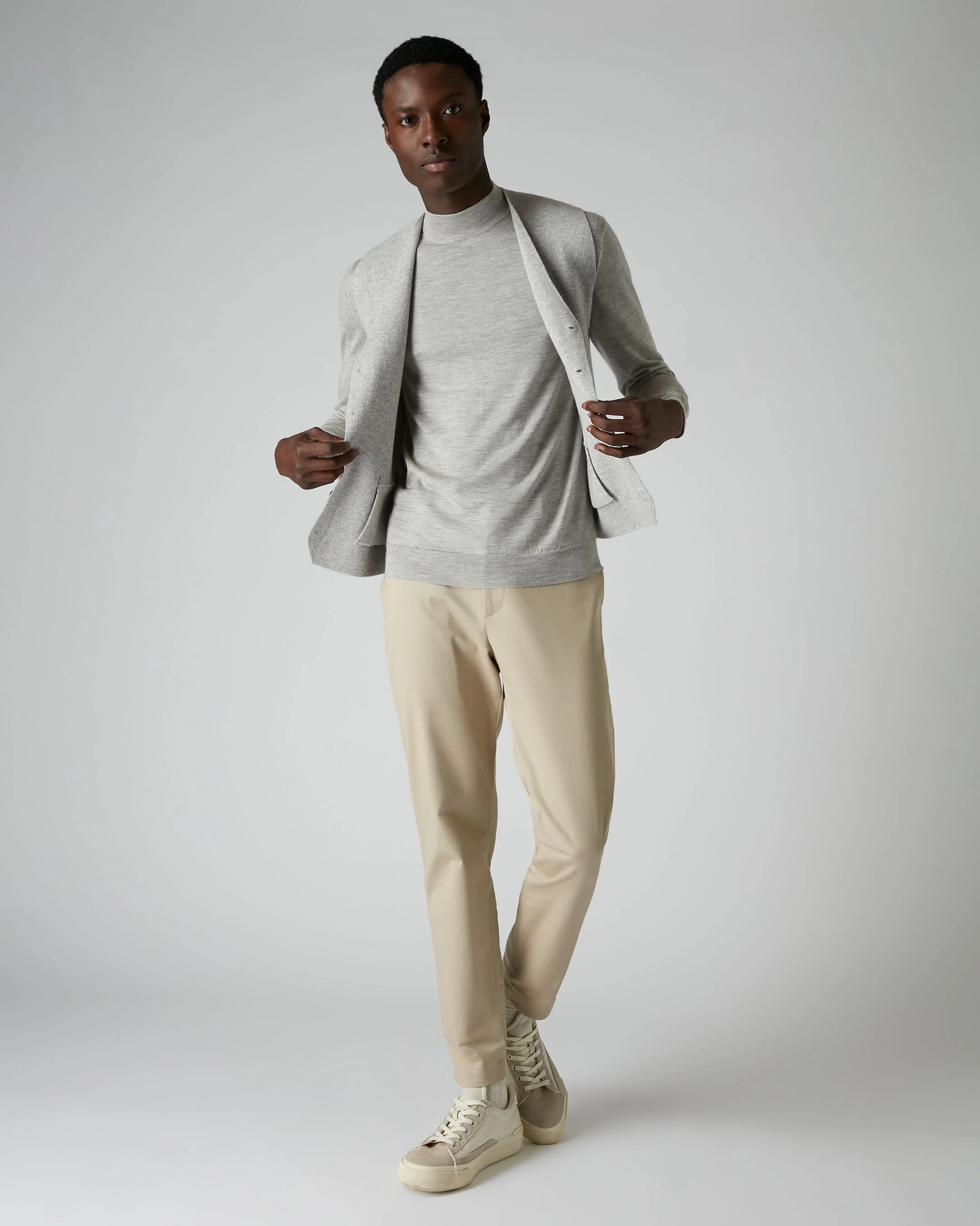 007 Milano Knitted Cashmere Waistcoat Fumo Grey - Image 5