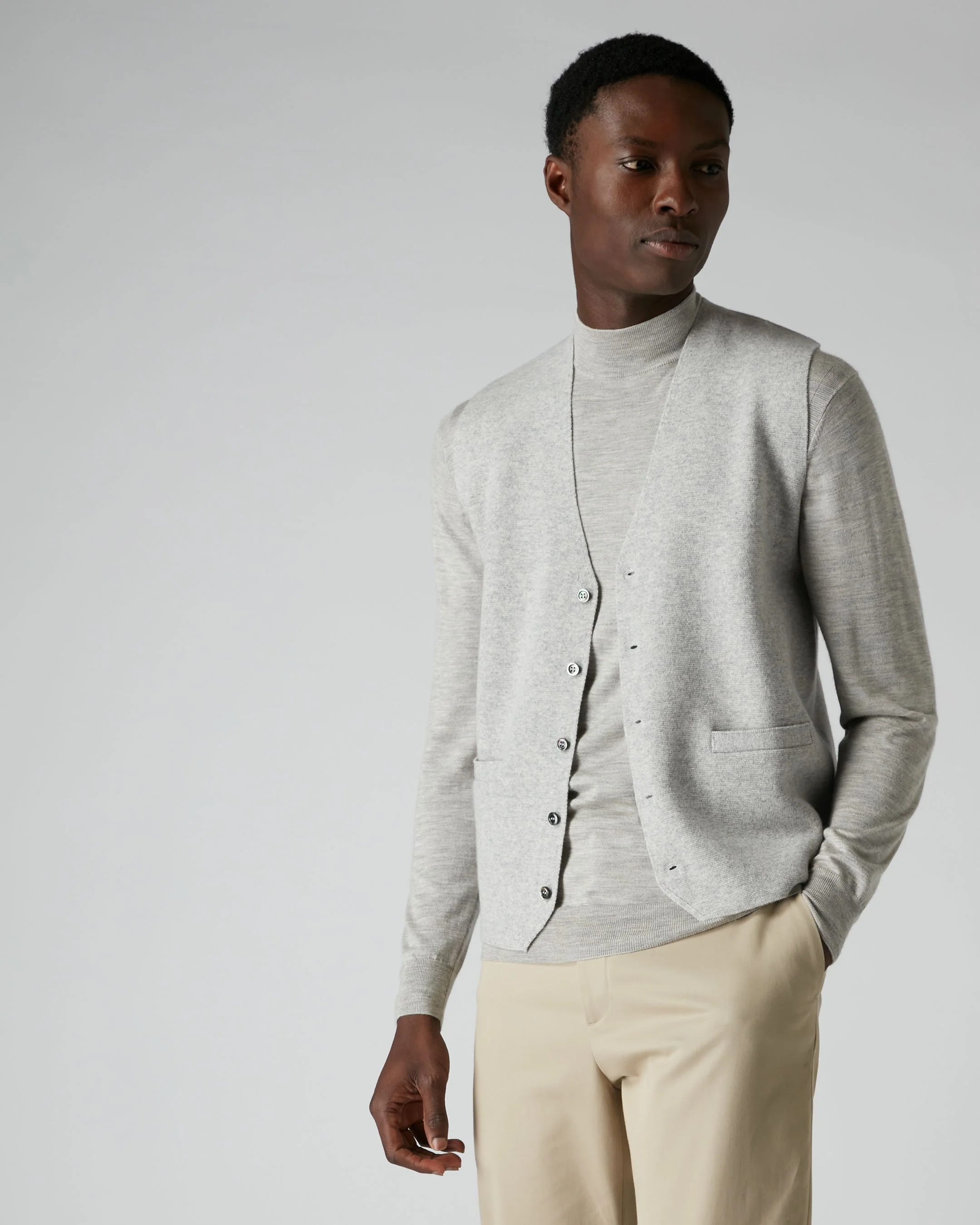 007 Milano Knitted Cashmere Waistcoat Fumo Grey - Image 7