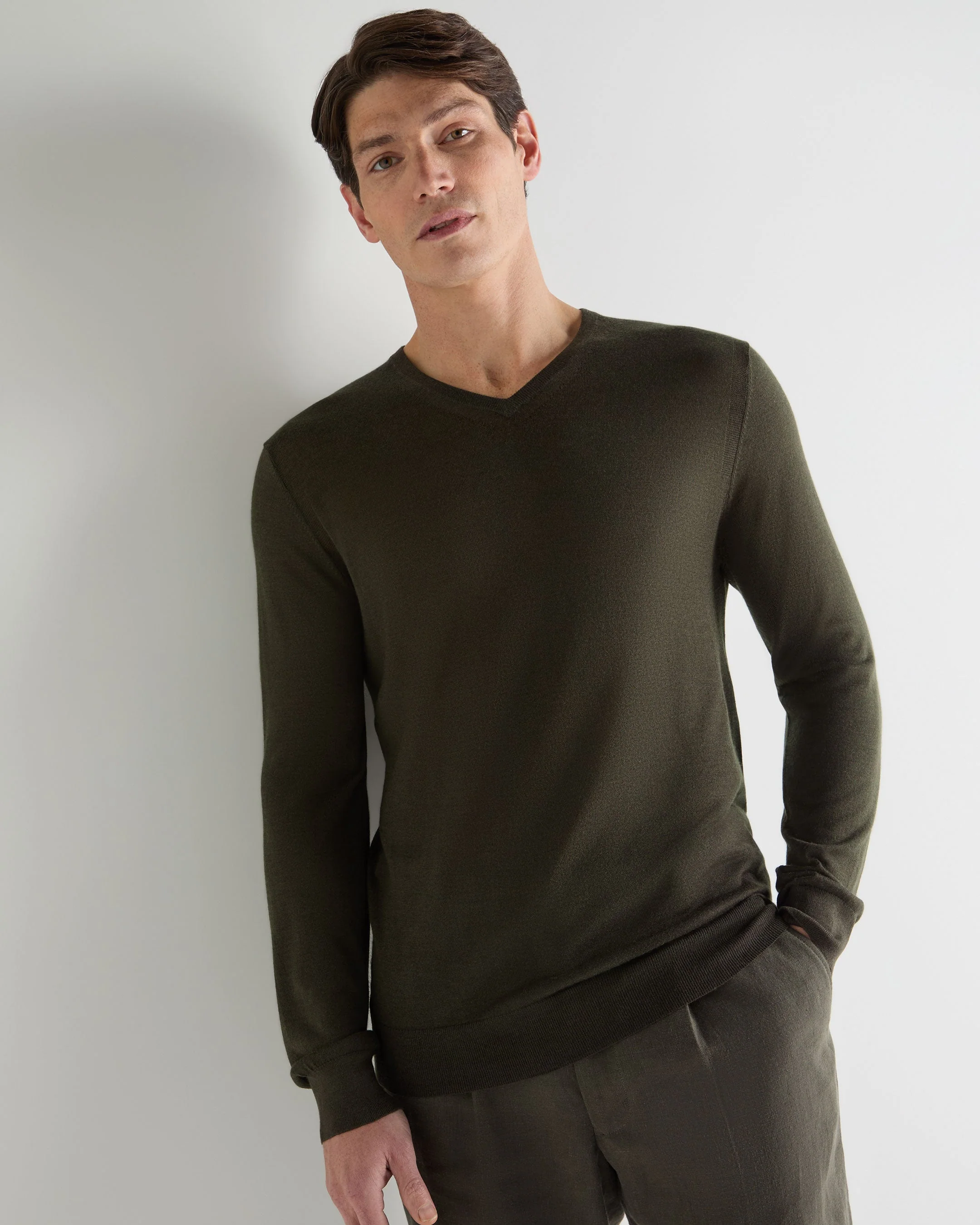 Men's Conduit Fine Gauge Cashmere V Neck Sweater Arabica Khaki Green