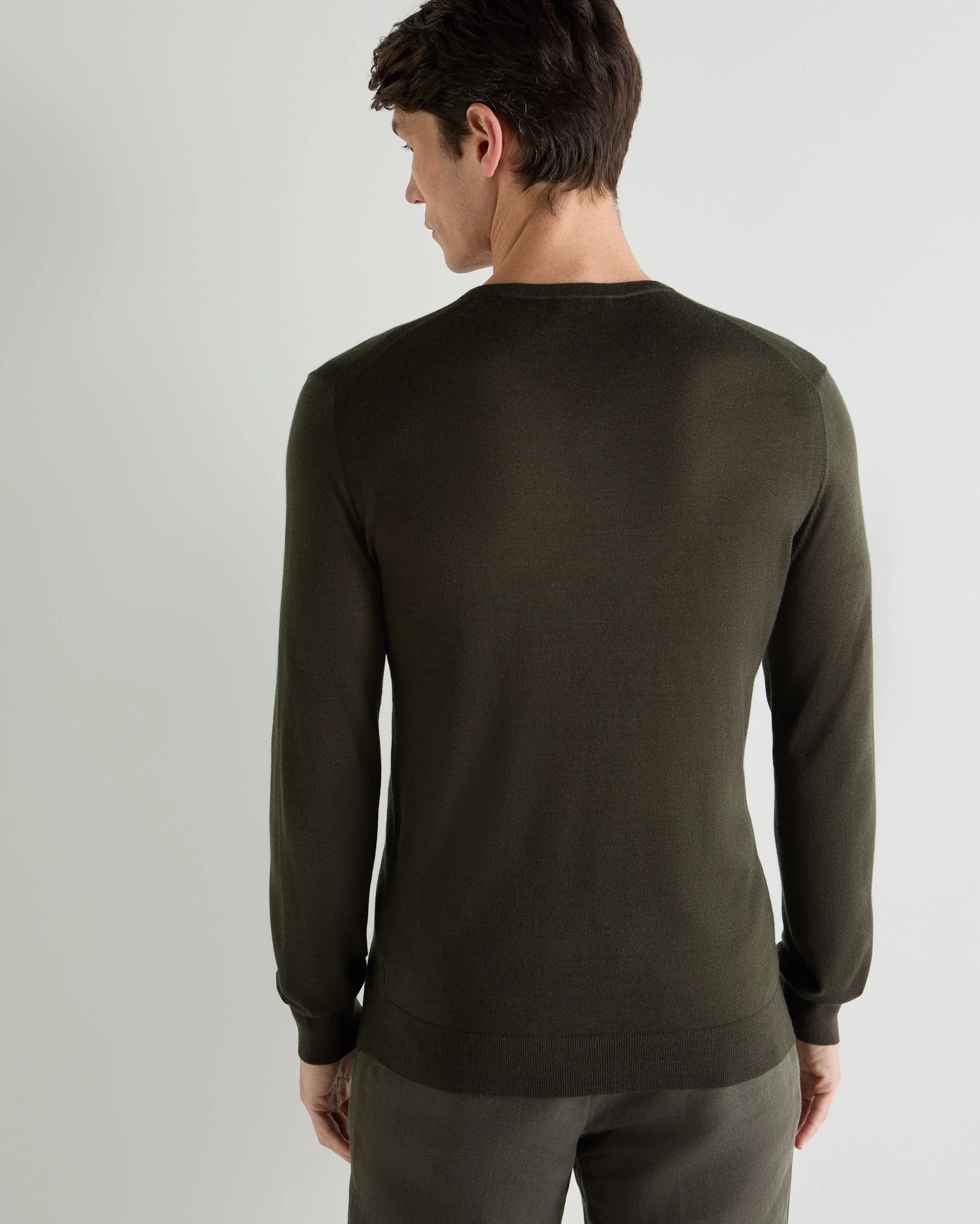 Men's Conduit Fine Gauge Cashmere V Neck Sweater Arabica Khaki Green - Image 4