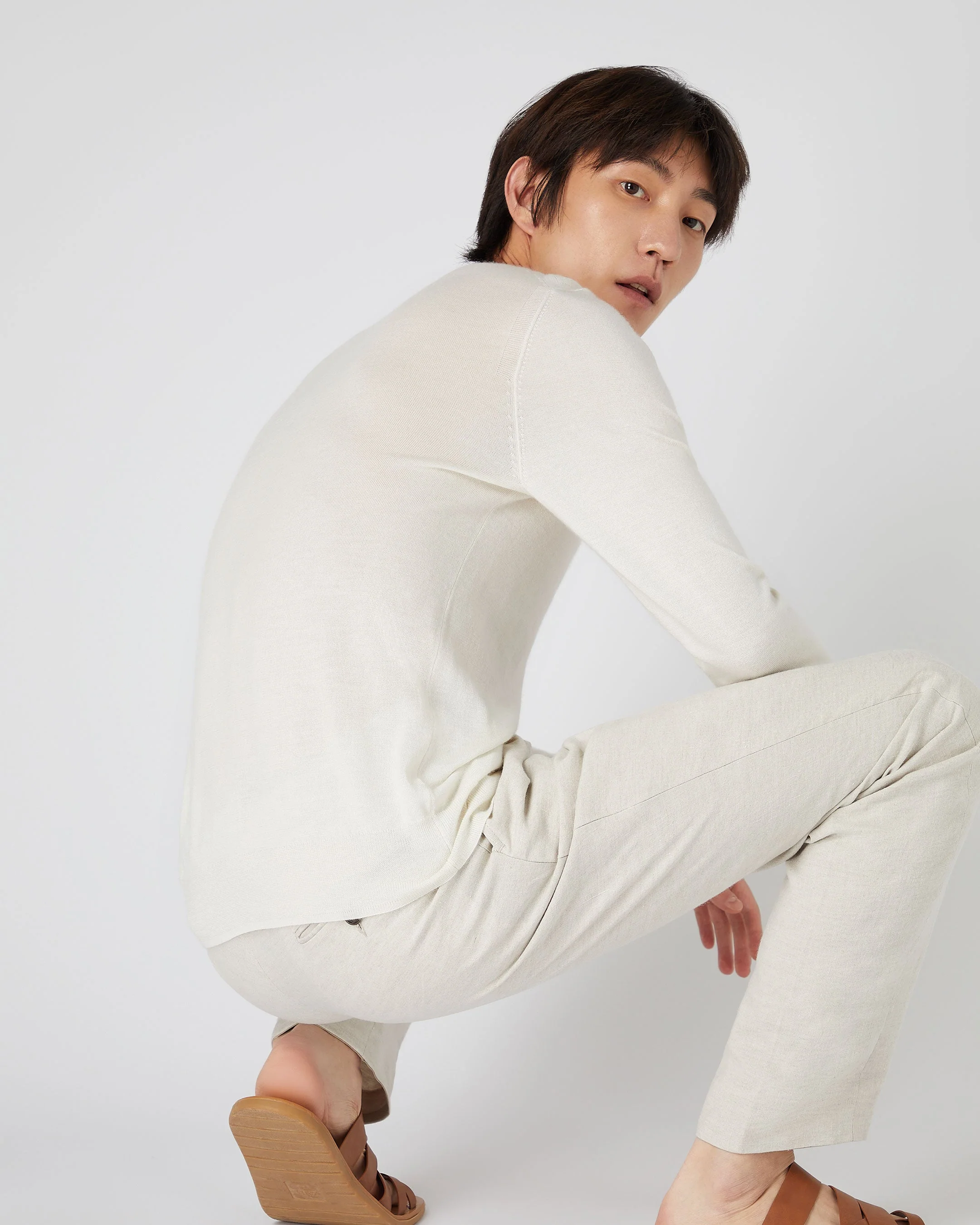 Men's Covent Fine Gauge Cashmere Round Neck Sweater New Ivory White - Image 4
