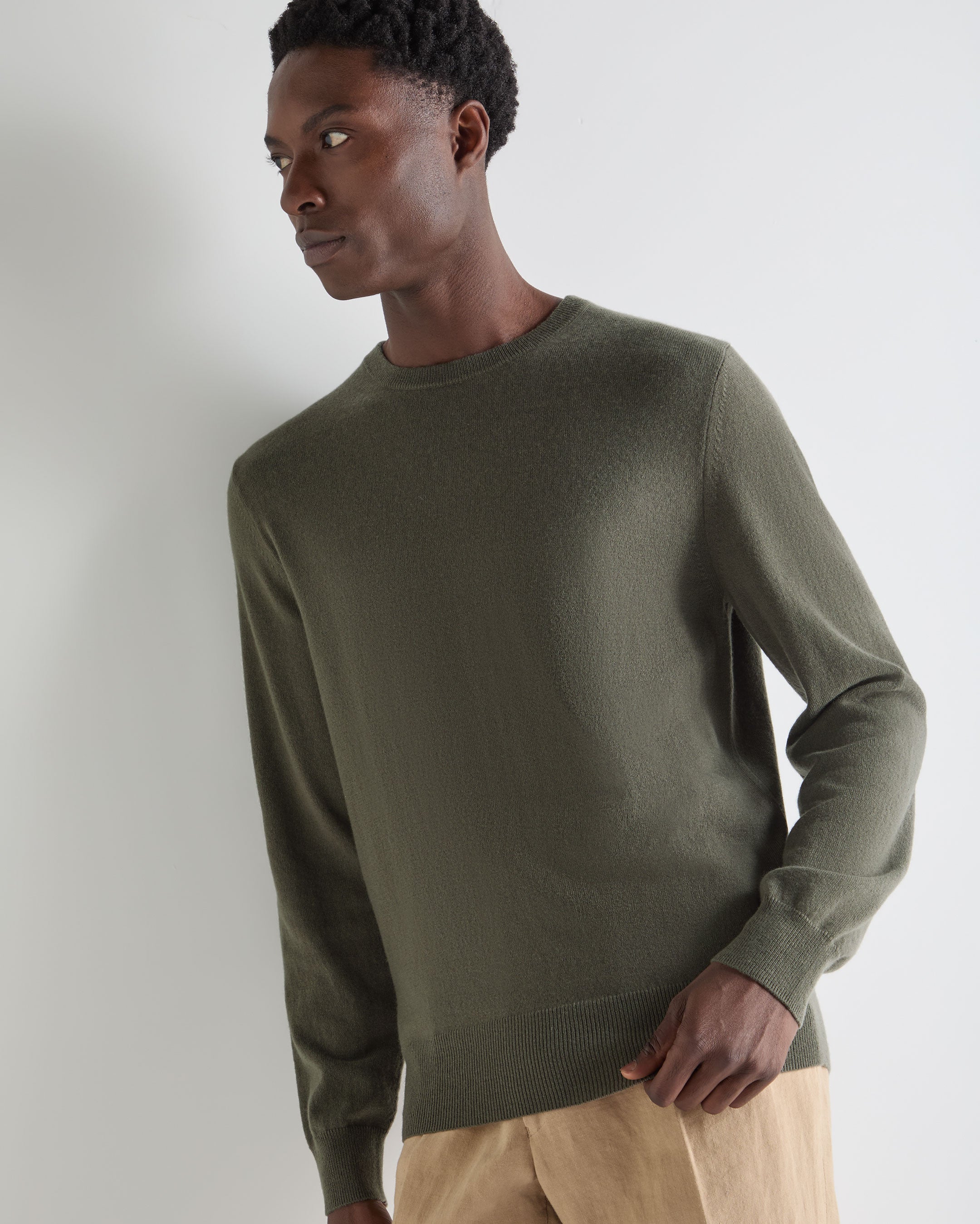 Men's Oxford Round Neck Cashmere Sweater Olive Green - Image 5