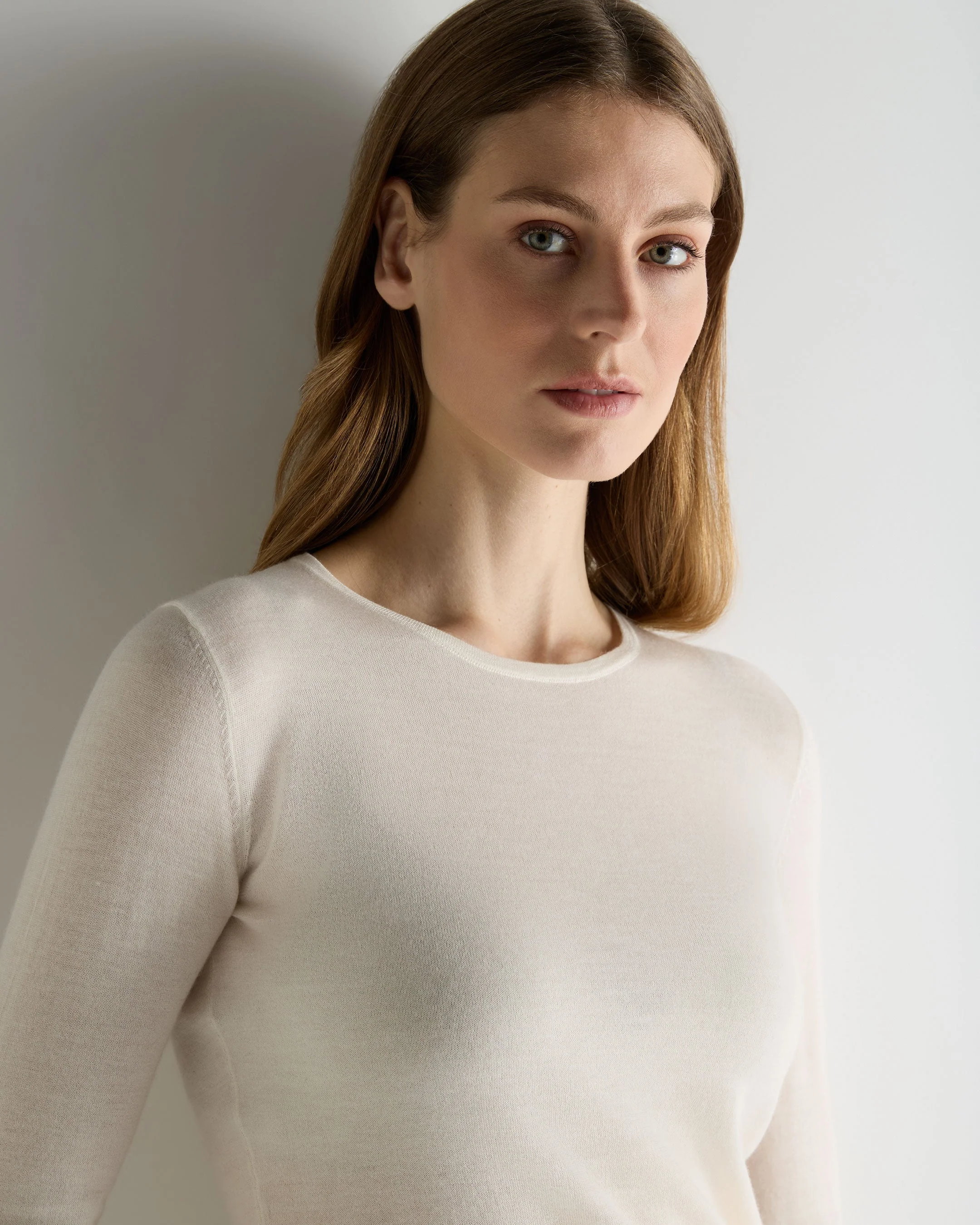 Women's Eden Superfine Cashmere Round Neck Top New Ivory White - Image 5
