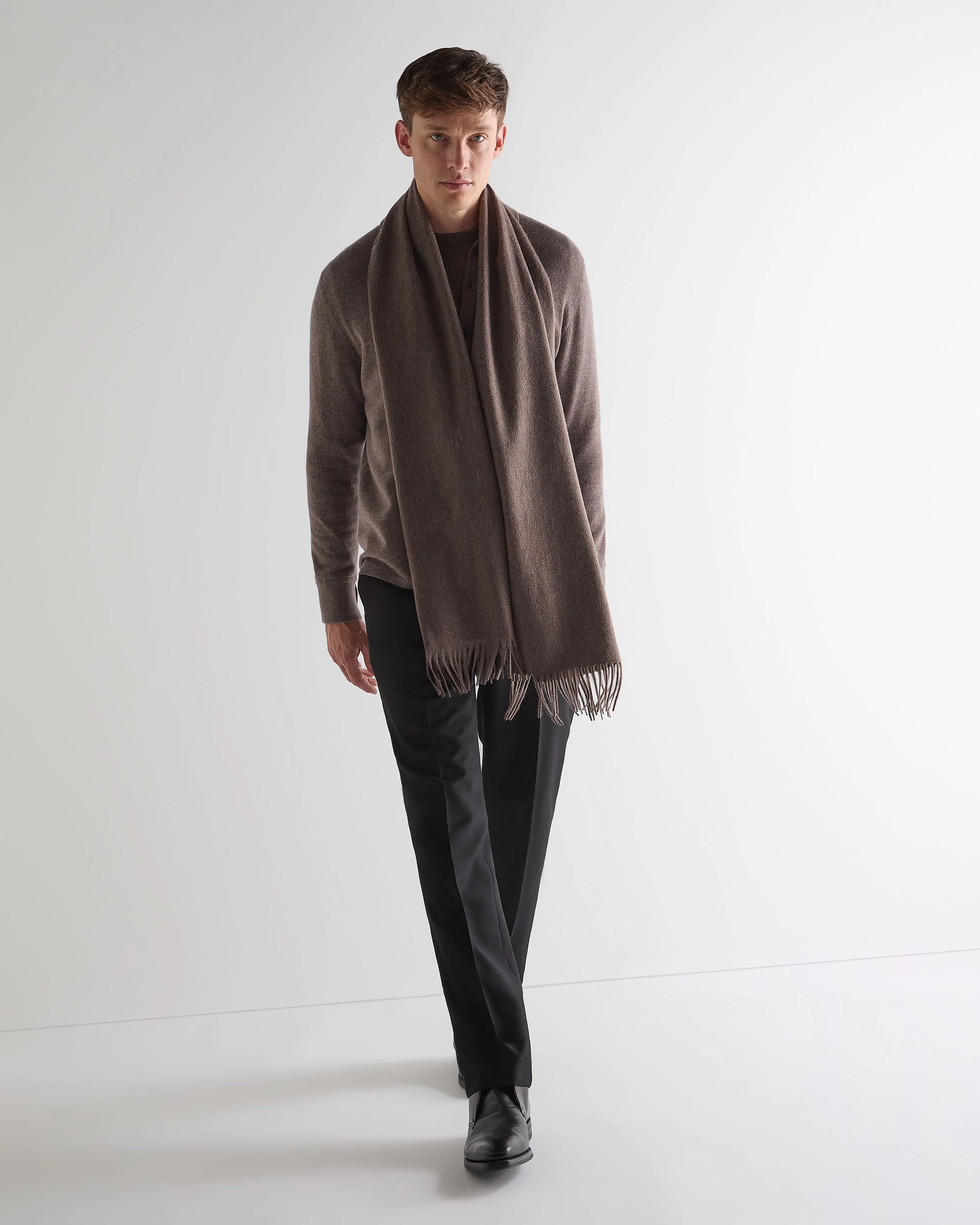 Unisex Large Woven Cashmere Scarf Otter Brown - Image 4