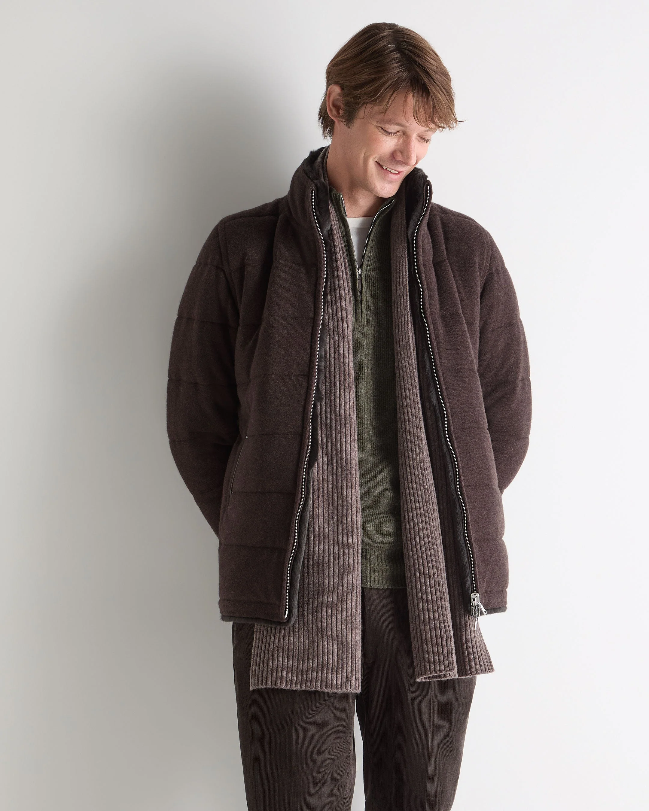Unisex Short Ribbed Cashmere Scarf Otter Brown - Image 3
