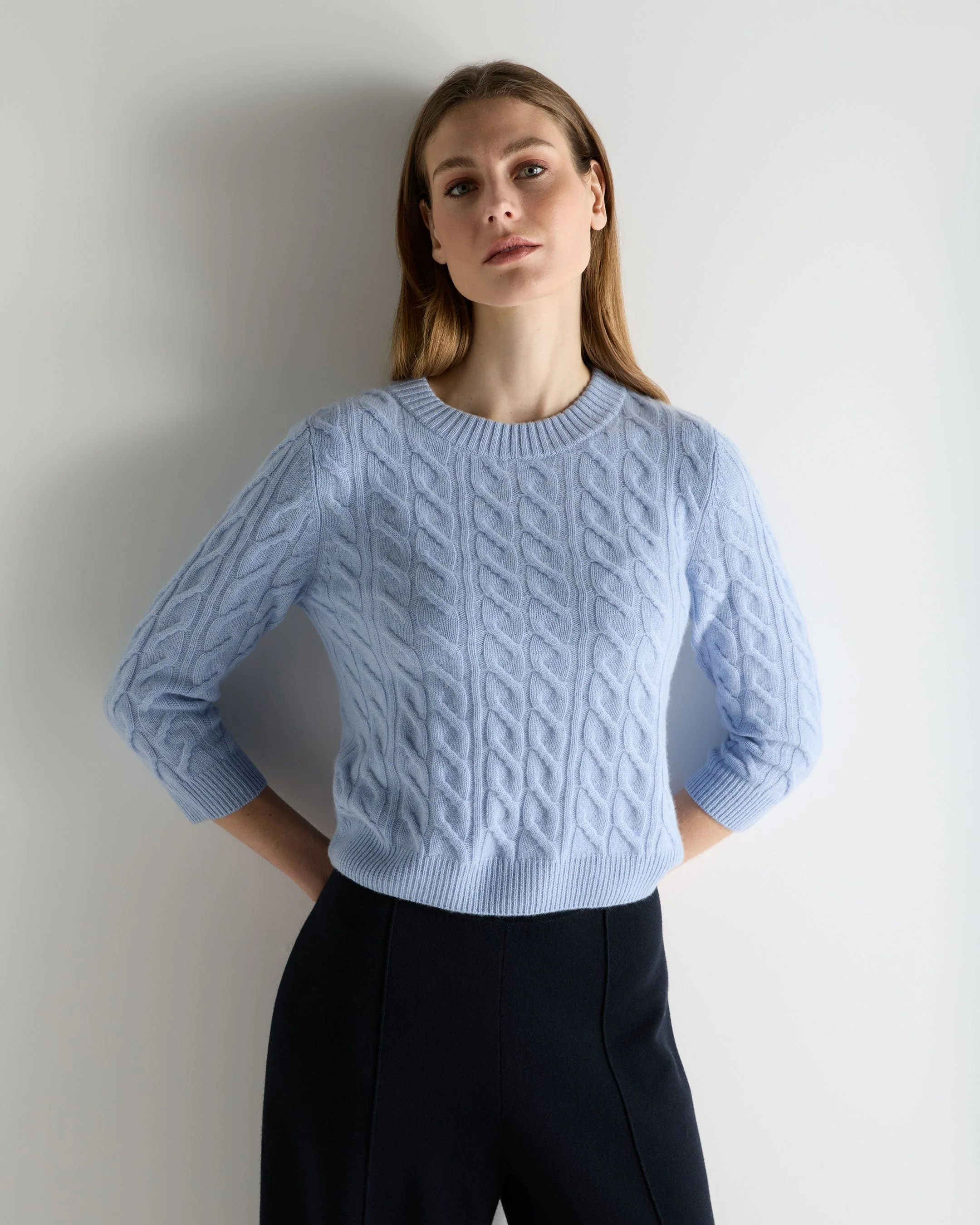 Women's Emilia Cable Round Neck Cashmere Sweater Sea Mist Blue