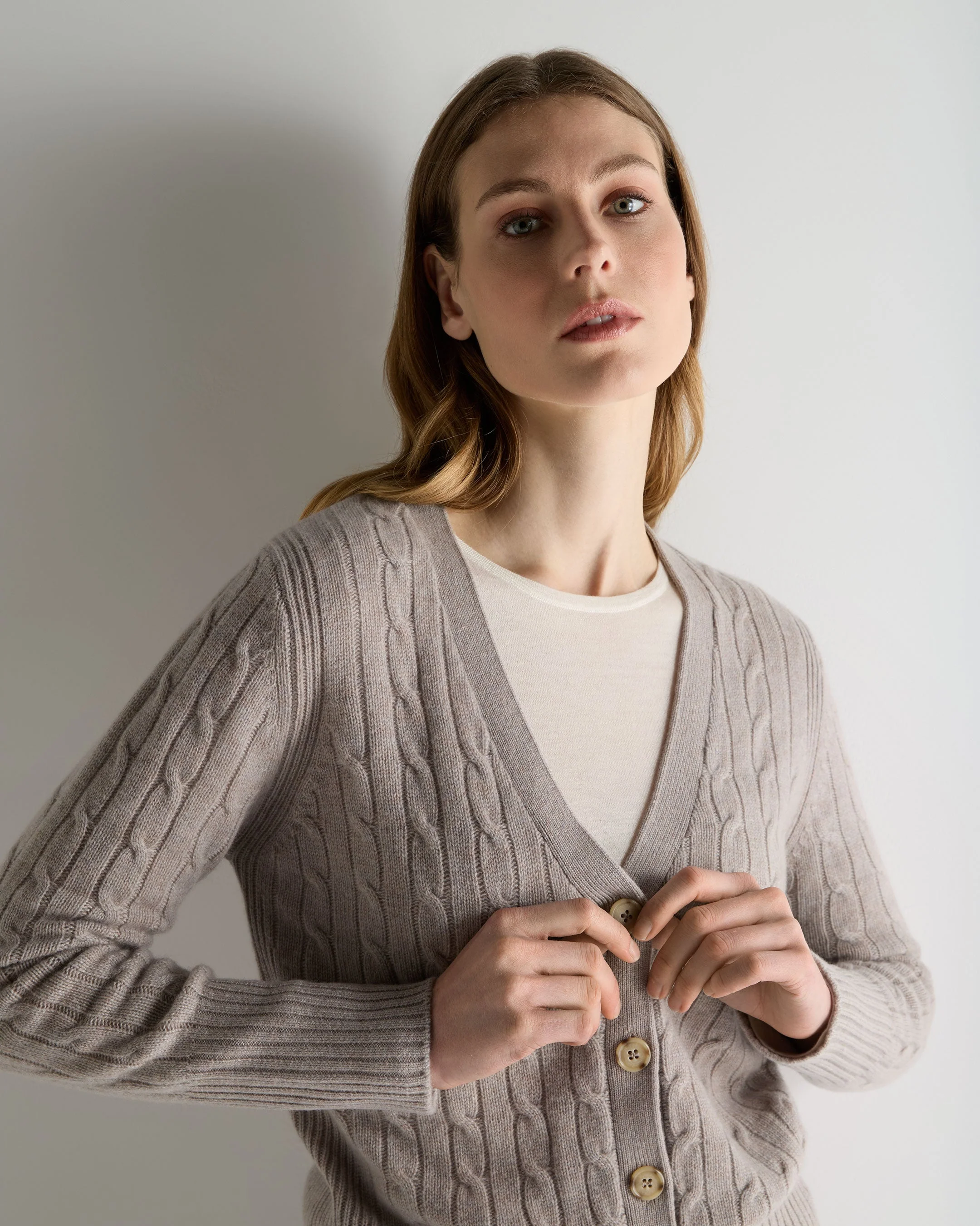 Women's Clara Cable V Neck Cashmere Cardigan Oat Grey - Image 5