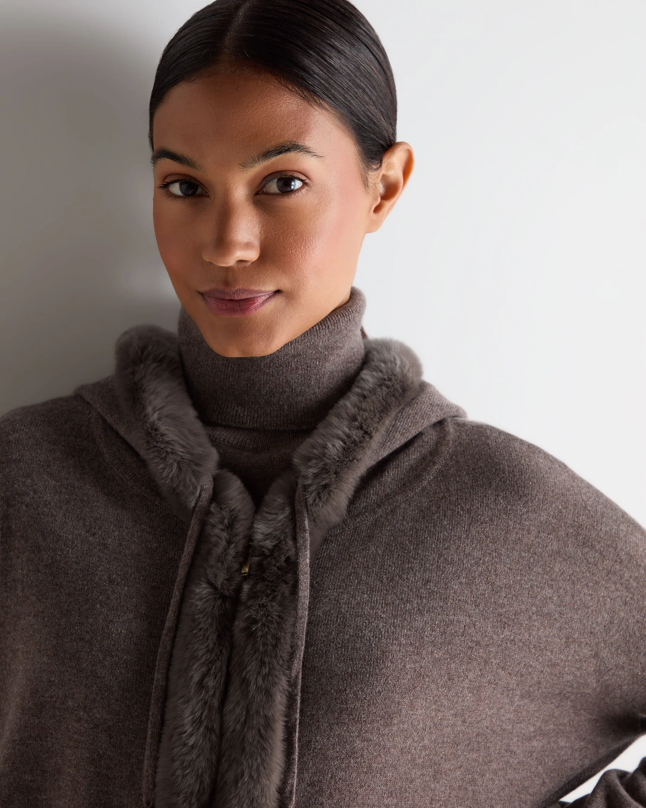 Women's Alicia Fur Trim Cashmere Hoodie Otter Brown - Image 5