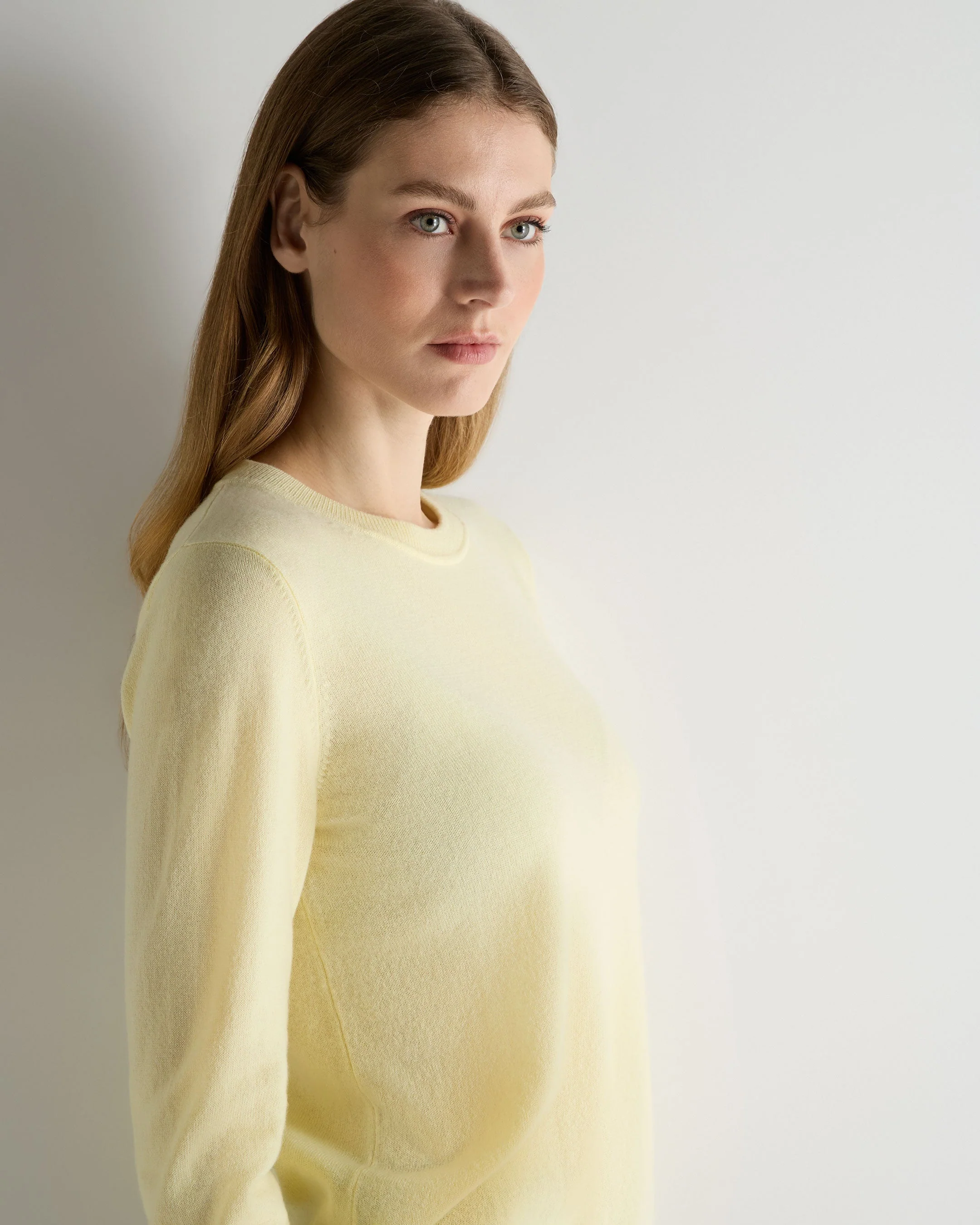 Women's Hallie Round Neck Cashmere Sweater Butter Yellow - Image 5