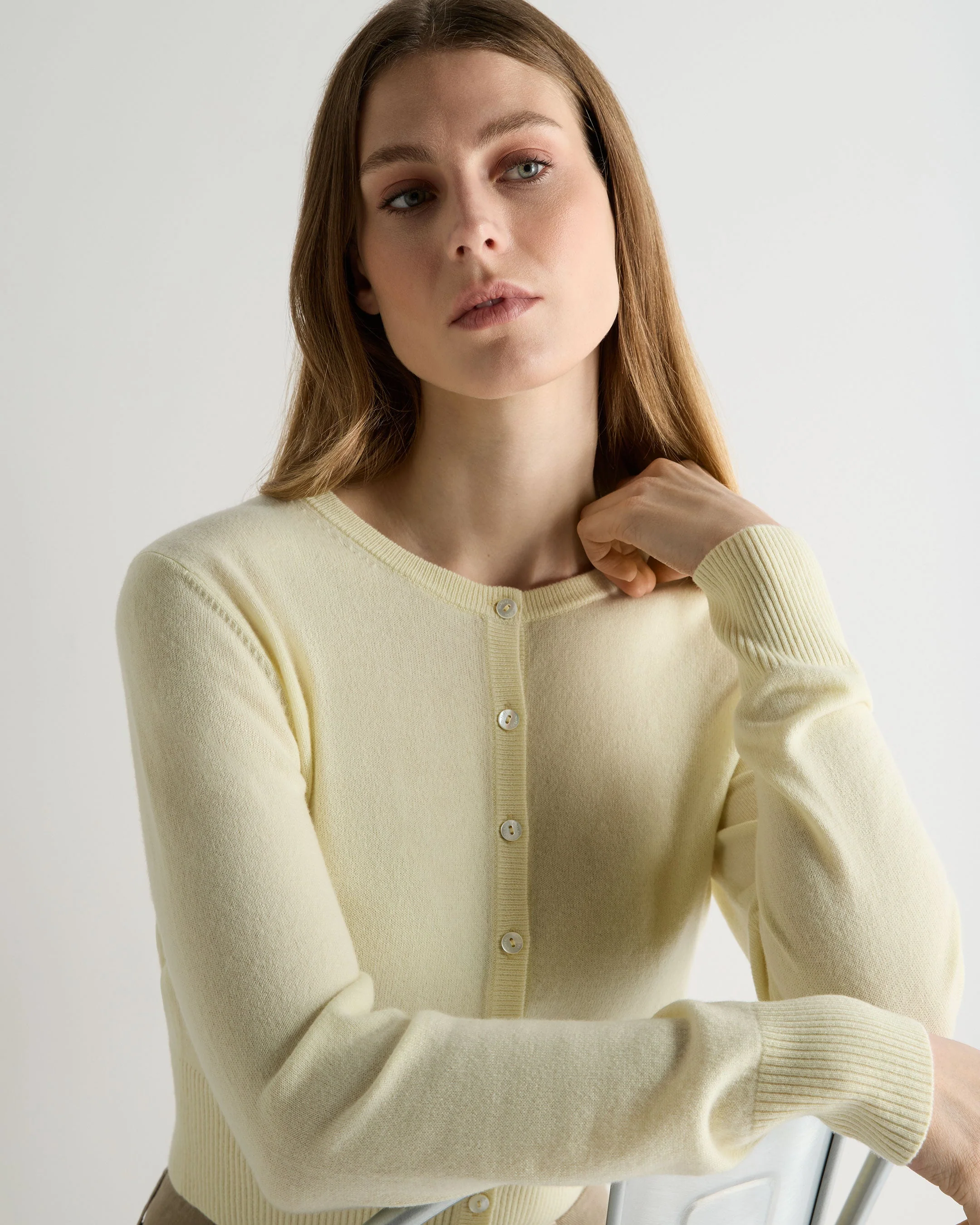 Women's Ivy Cropped Cashmere Cardigan Butter Yellow - Image 5