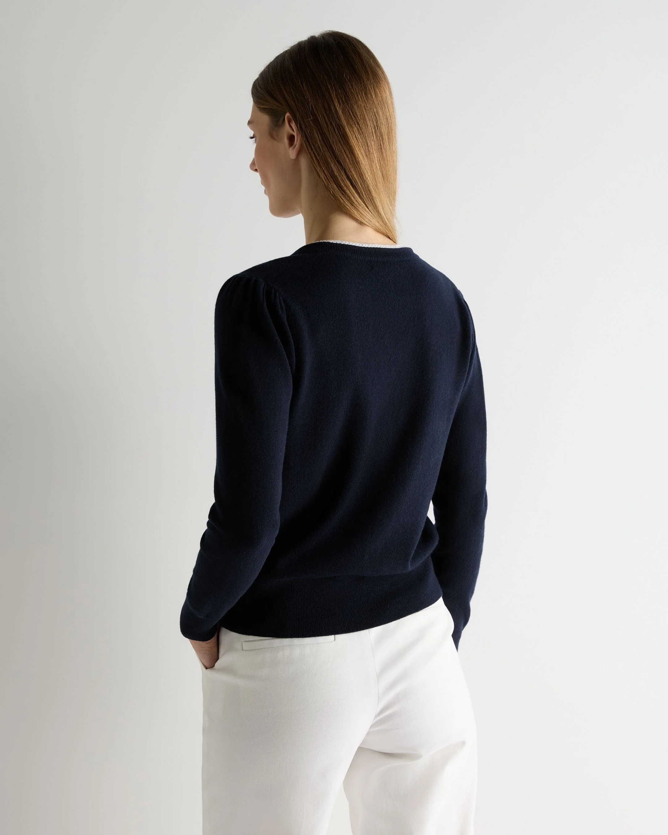Women's Lace Trim V Neck Cashmere Sweater Navy Blue - Image 4