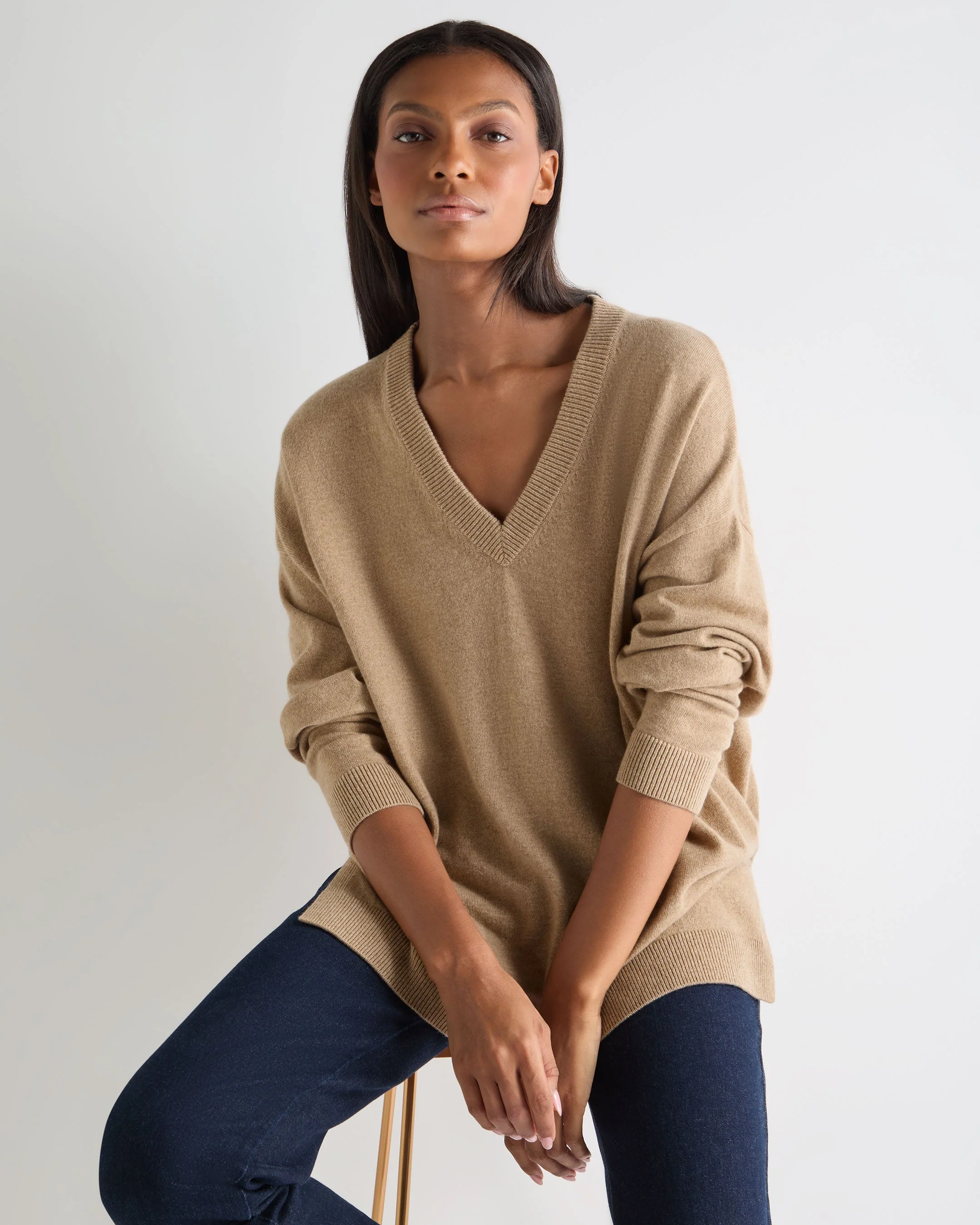 Women's Longline V Neck Cashmere Sweater Cappuccino Brown