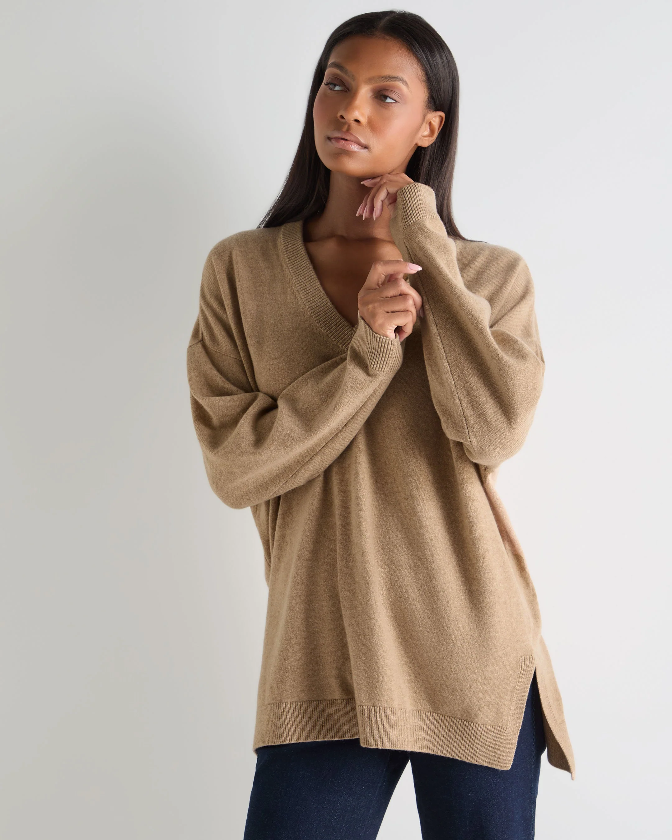 Women's Longline V Neck Cashmere Sweater Cappuccino Brown - Image 6