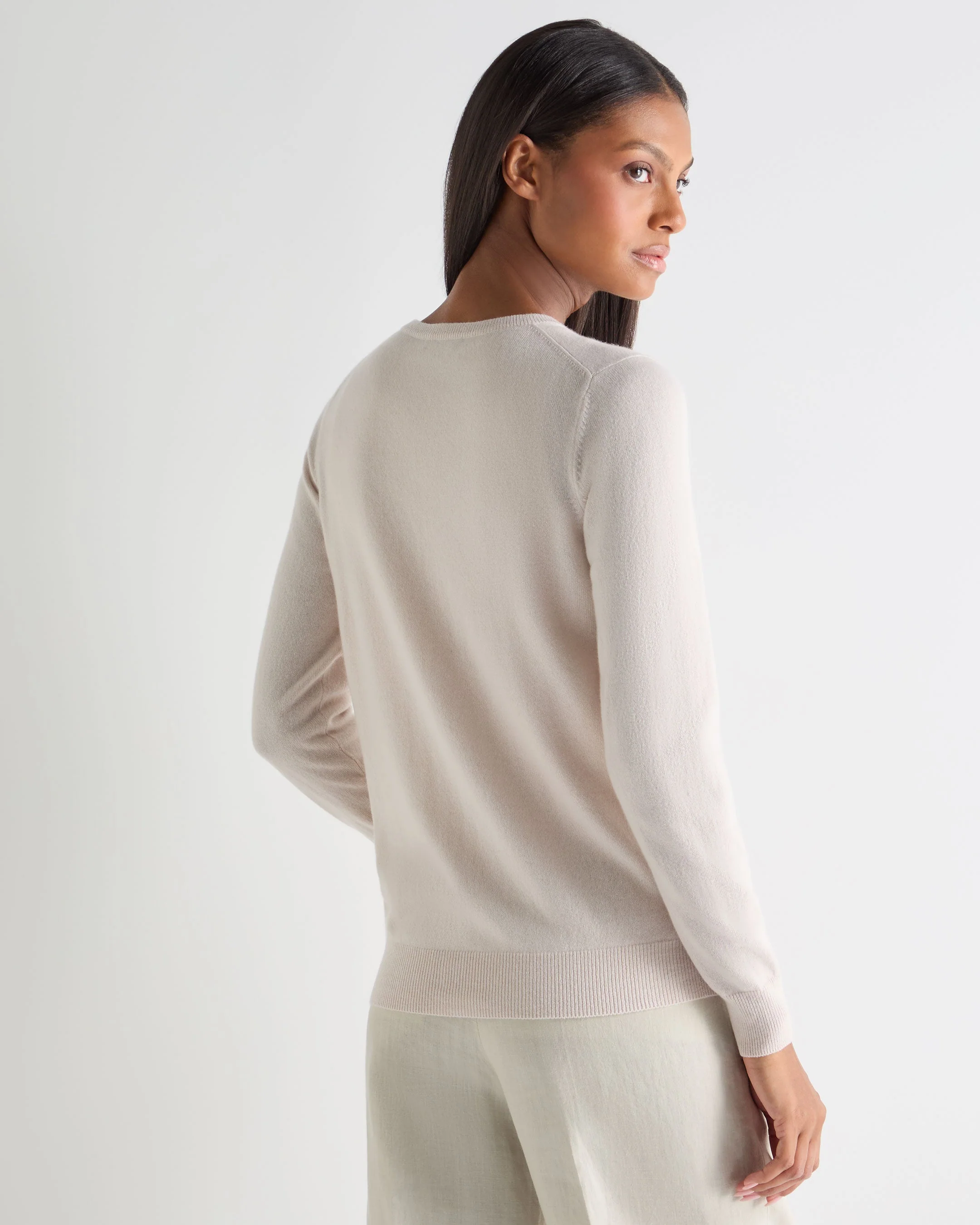 Women's Olivia Round Neck Cashmere Cardigan Dove Pink - Image 4