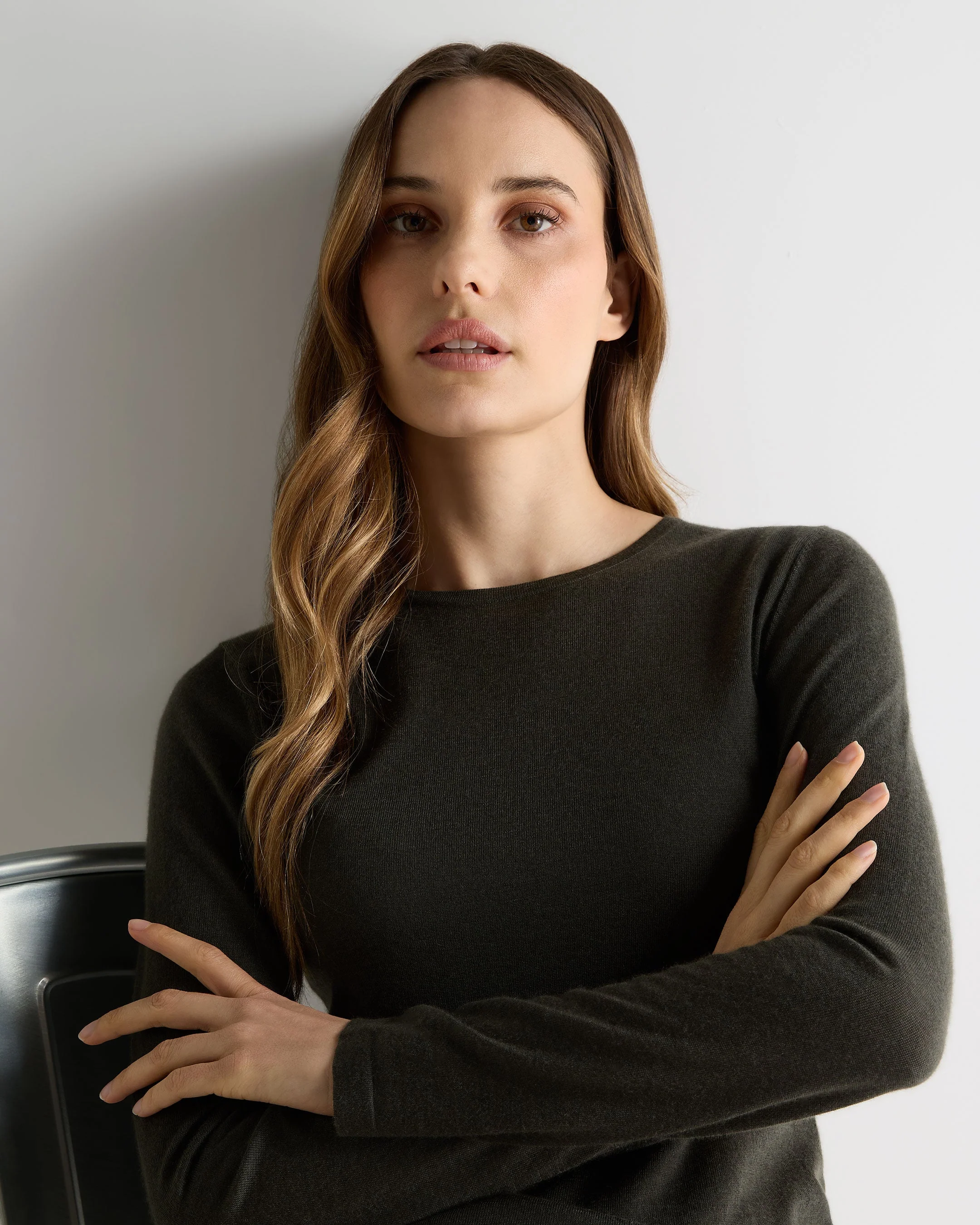 Women's Eden Superfine Cashmere Round Neck Top Arabica Khaki Green - Image 5