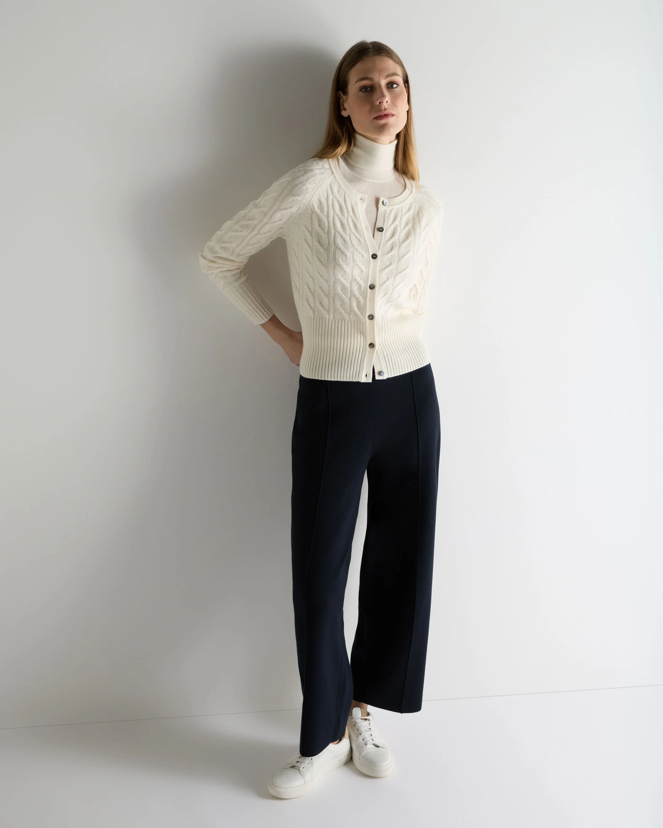 Women's Margot Superfine Cashmere Turtle Neck Sweater New Ivory White - Image 3